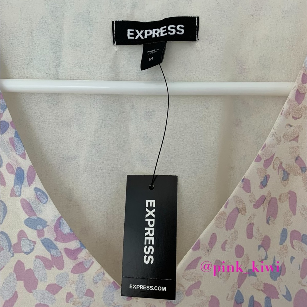 Express Printed Tiered Ruffle Mini Dress - Picture 16 of 17